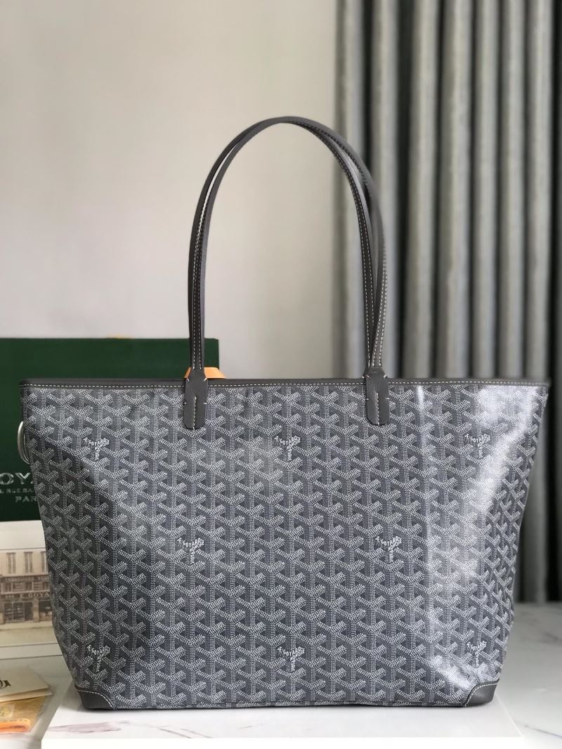 Goyard Shopping Bags